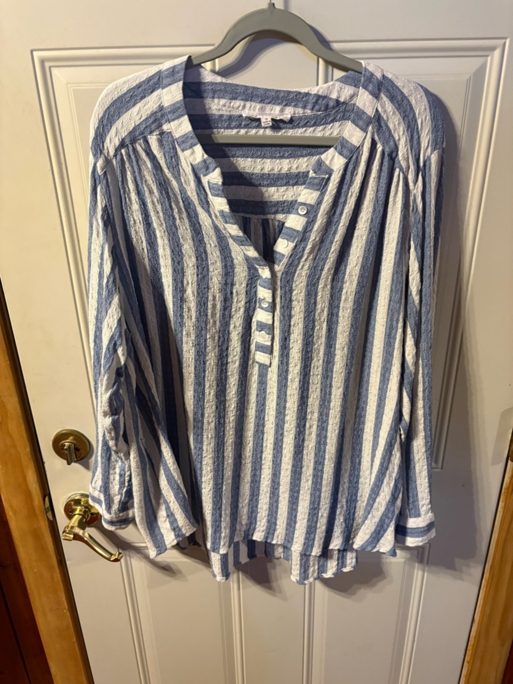 Jane + Delancey 1X Blue White Stripe Blouse Crinkle Texture Henley Plus Size 1X